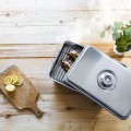 Balcony smoker with thermometer