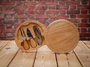 Cheese set with utensils and waiter’s knife
