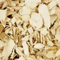 Horseradish flakes