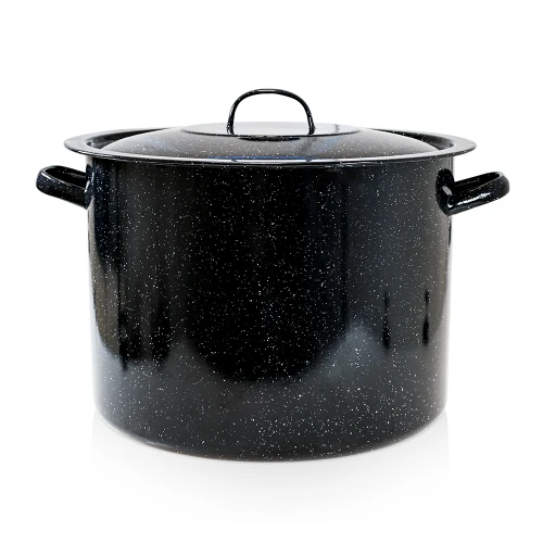 50 L enameled pot with a cover